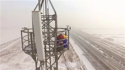 云端守护者 高原铁路通讯设备的“听诊医生”